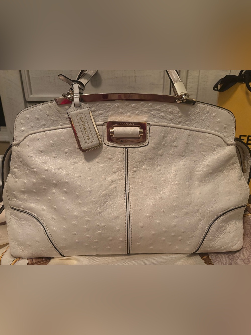 COACH GENUINE OSTRICH LEATHER, TROUPE CARRYALL HANDBAG W/GOLD PLATED DETAILS